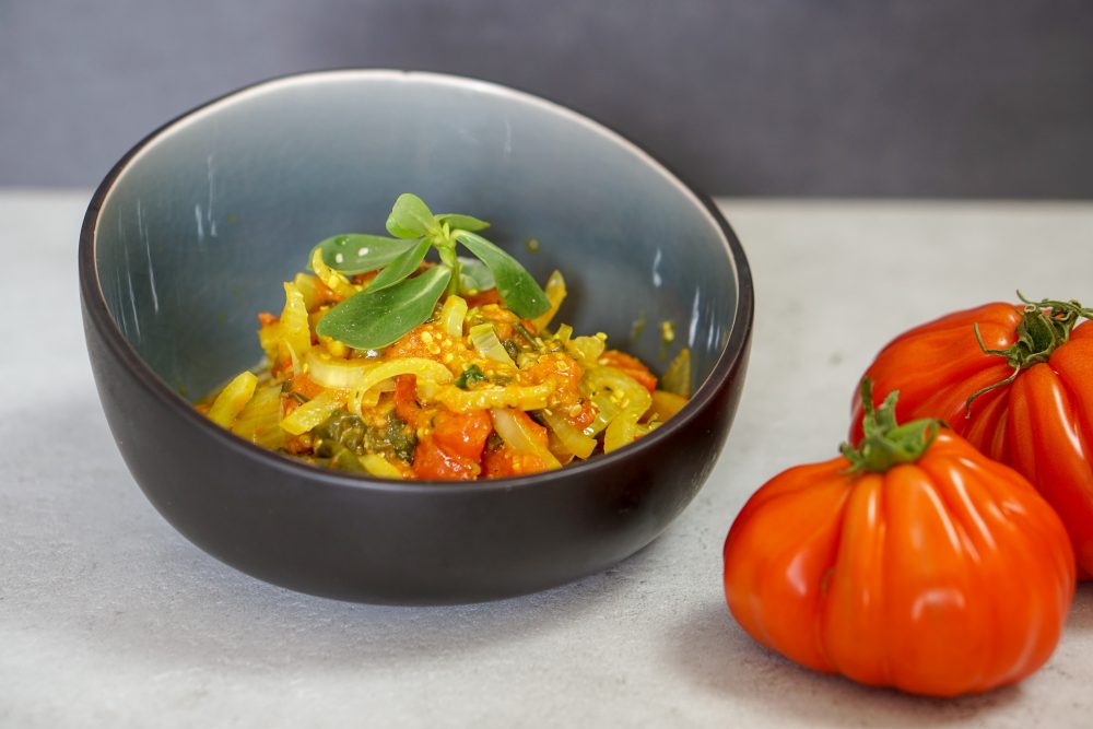 Fenchel-Tomaten-Gemüse mit Portulak-Spinat